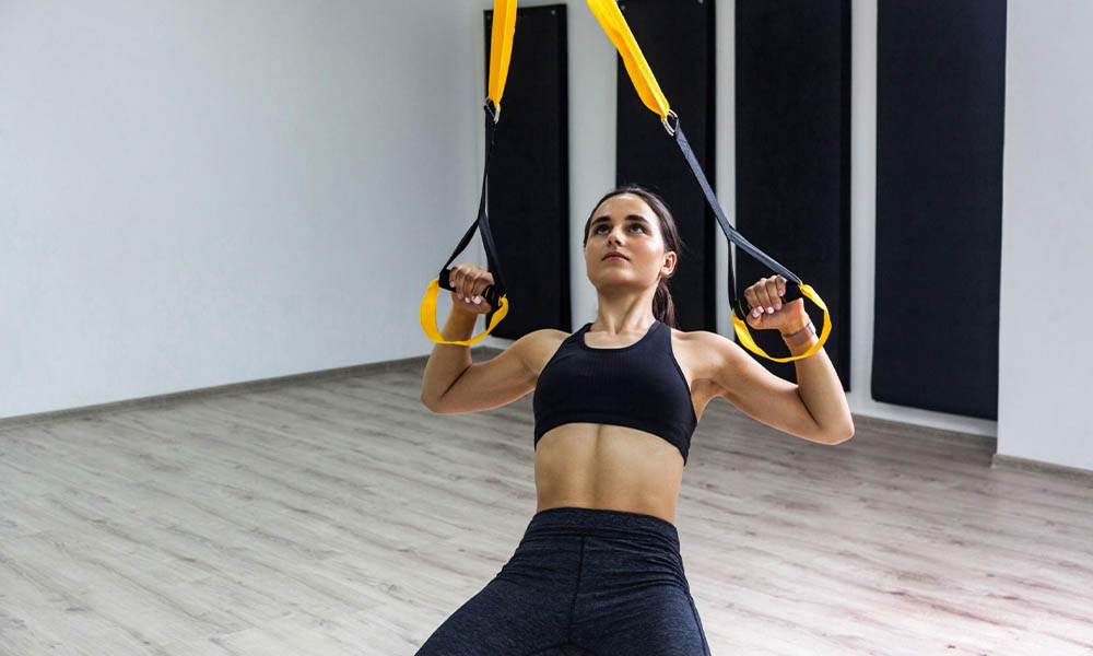 Benefits of using a suspension trainer for strength training